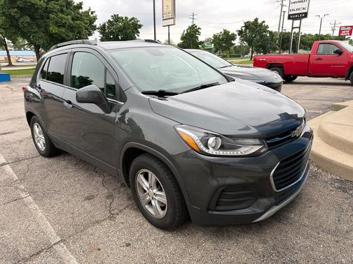 Nightfall Gray Metallic 2020 Chevrolet Trax LT