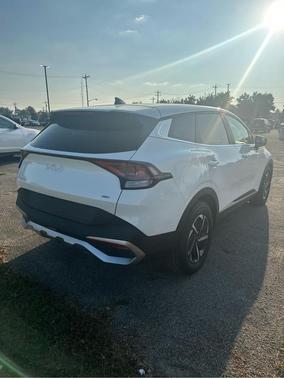 2023 Kia Sportage Hybrid LX
