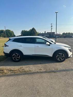 2023 Kia Sportage Hybrid LX