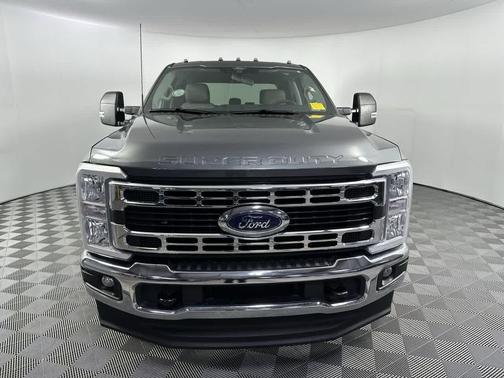 2025 Ford F-350 XLT