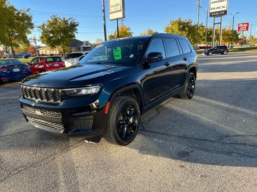 2023 Jeep Grand Cherokee L Altitude