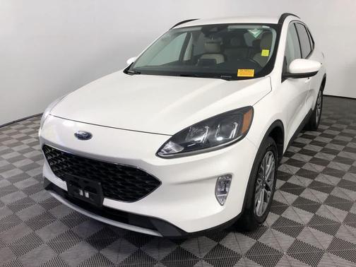 2021 Ford Escape SEL