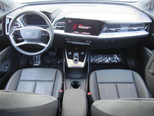 2024 Audi Q4 e-tron Premium Plus 50 quattro