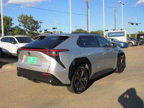 2023 Toyota bZ4X Limited