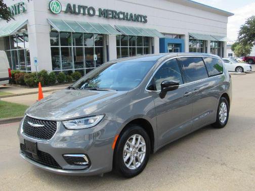 2025 Chrysler Pacifica L