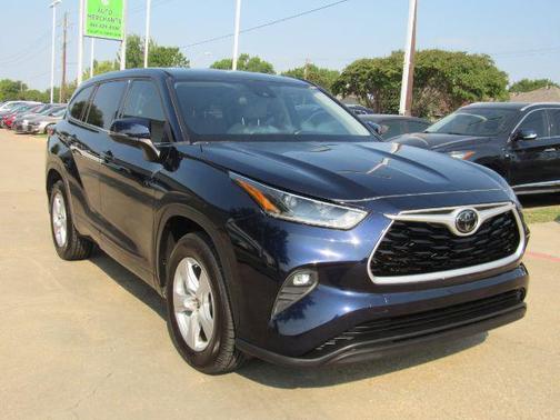2021 Toyota Highlander LE