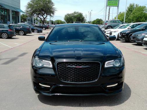 Gloss Black 2022 Chrysler 300 S