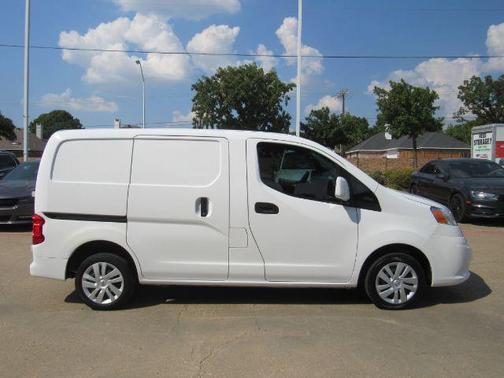 2019 Nissan NV200 SV