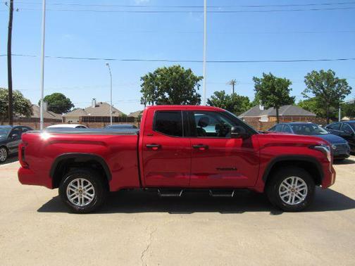 2022 Toyota Tundra SR5