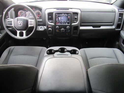 2021 RAM 1500 Classic Warlock Quad Cab 4x2 6'4' Box