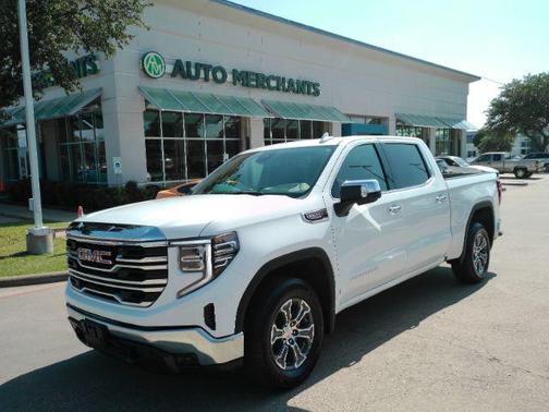 Glacier White Tricoat 2026 GMC Sierra 1500 SLT