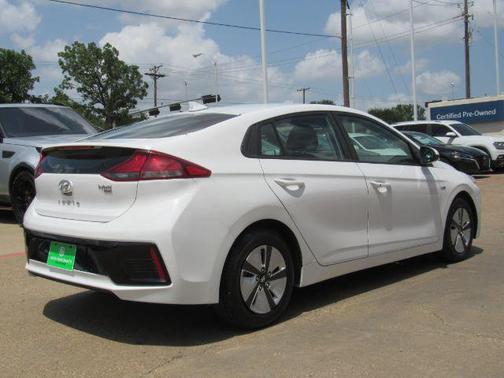 2017 Hyundai IONIQ Hybrid Blue