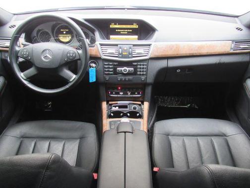 2012 Mercedes-Benz E-Class 4MATIC