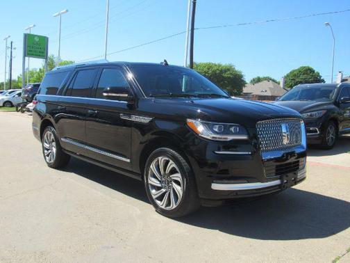 2024 Lincoln Navigator Premiere