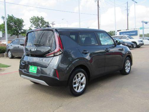2024 Kia Soul LX