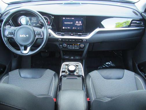 2022 Kia Niro EV S