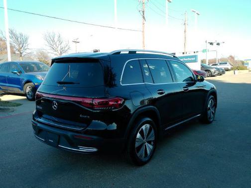 2023 Mercedes-Benz EQB 300 4MATIC