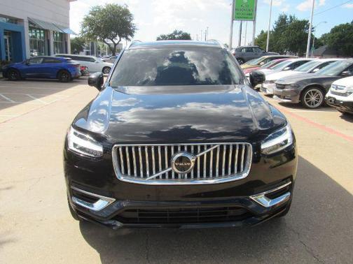 2025 Volvo XC90 Plug-In Hybrid T8 Plus 7-Seater
