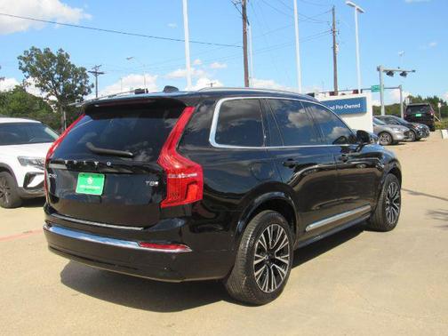 2025 Volvo XC90 Plug-In Hybrid T8 Plus 7-Seater