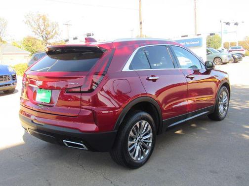 2024 Cadillac XT4 Sport
