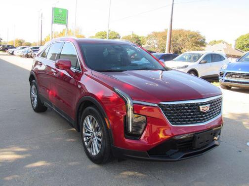 2024 Cadillac XT4 Sport