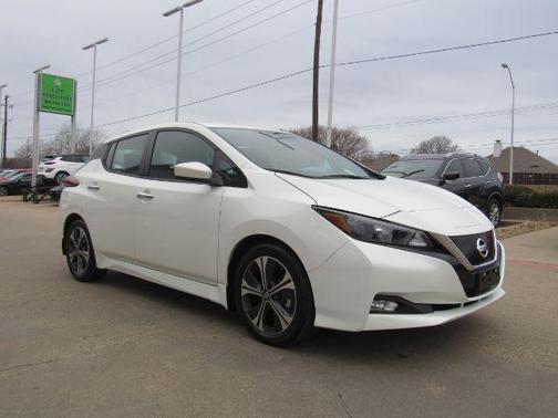 2022 Nissan Leaf SV 40 kWh