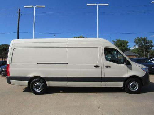2023 Mercedes-Benz Sprinter 2500 High Roof