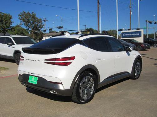 2024 Genesis GV60 Standard RWD