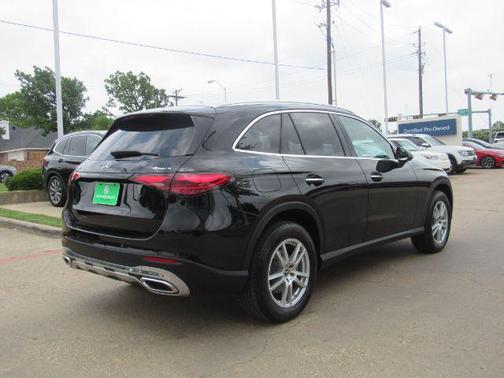 2023 Mercedes-Benz GLC 300 4MATIC