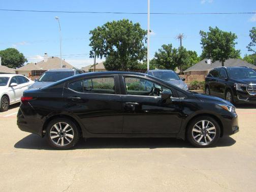2023 Nissan Versa 1.6 S