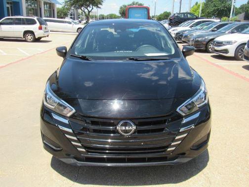 2023 Nissan Versa 1.6 S