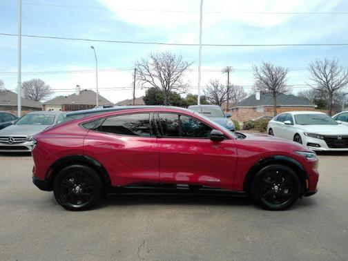 2021 Ford Mustang Mach-E California Route 1