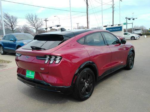 2021 Ford Mustang Mach-E California Route 1