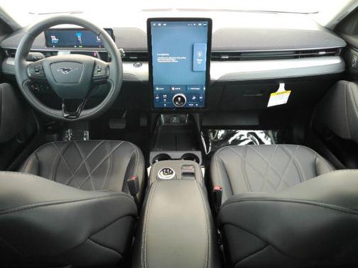 2021 Ford Mustang Mach-E California Route 1