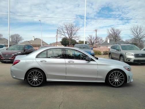 2019 Mercedes-Benz C-Class C300