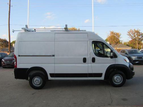 2024 RAM ProMaster 2500 Tradesman