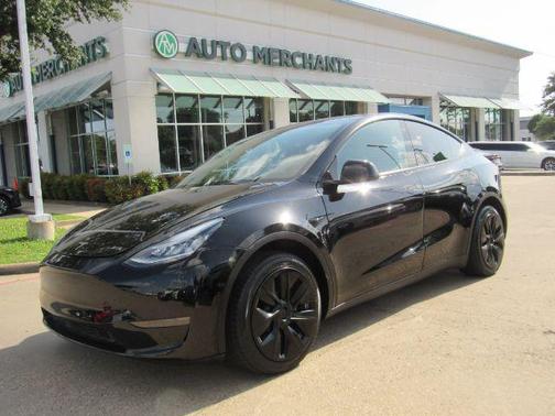 2022 Tesla Model Y Long Range Dual Motor All-Wheel Drive