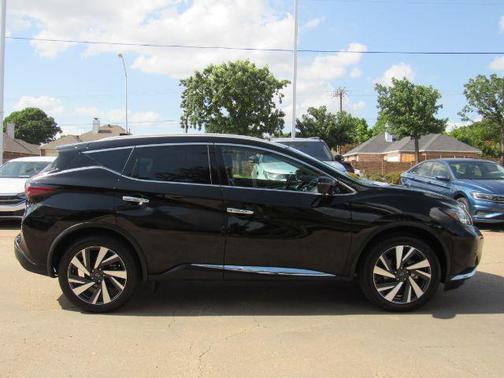 2023 Nissan Murano SL FWD