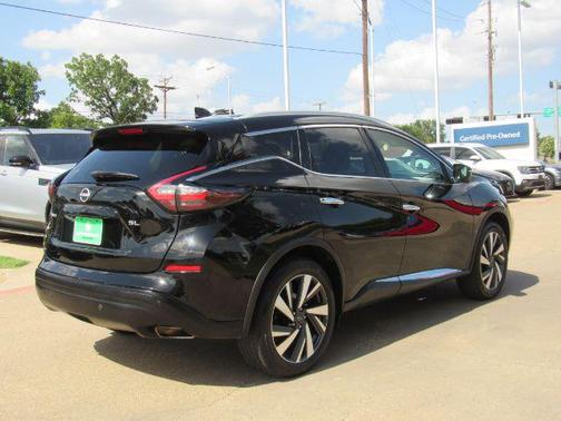 2023 Nissan Murano SL FWD
