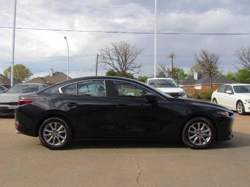 2022 Mazda Mazda3 FWD