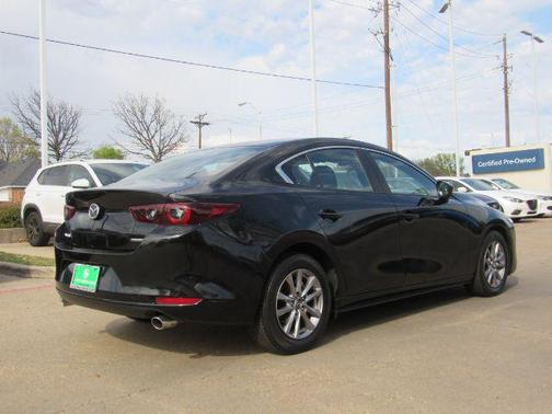 2022 Mazda Mazda3 FWD