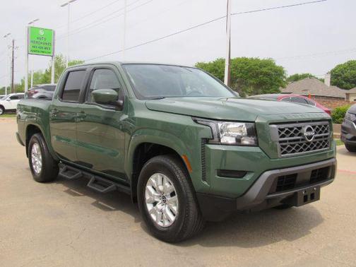 2022 Nissan Frontier SV