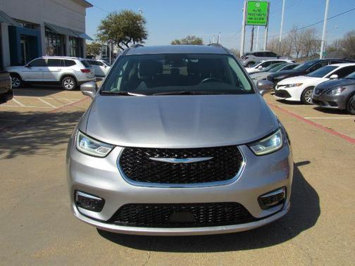2021 Chrysler Pacifica Hybrid Touring L