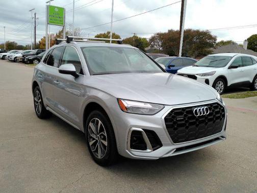 2024 Audi Q5 45 S line Premium