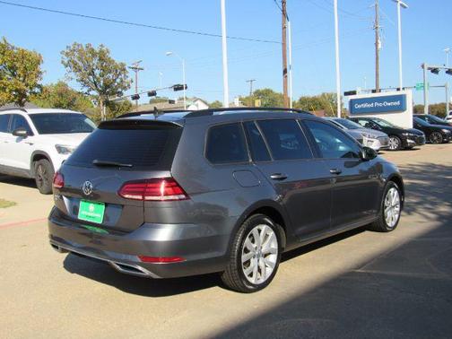 2019 Volkswagen Golf SportWagen TSI S