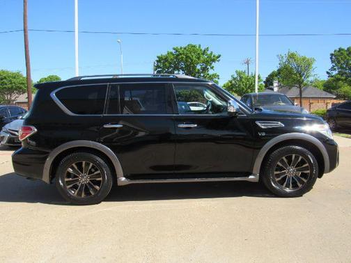 2017 Nissan Armada Platinum