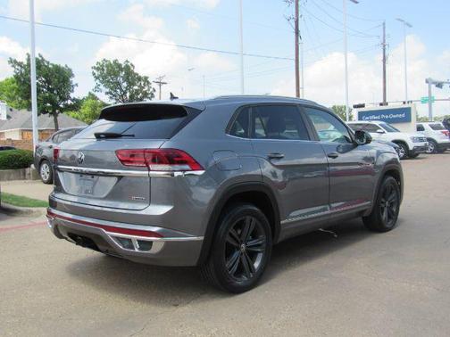 2020 Volkswagen Atlas Cross Sport 3.6L V6 SE w/Technology R-Line