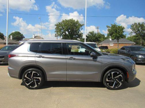 2022 Mitsubishi Outlander SEL Special Edition 2WD