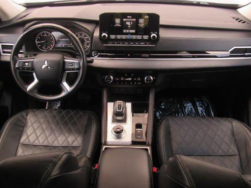 2022 Mitsubishi Outlander SEL Special Edition 2WD