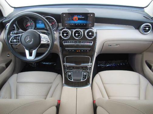 2020 Mercedes-Benz GLC 300 4MATIC
